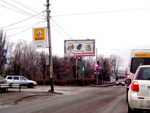 Рекламный щит по ул. Измайлова